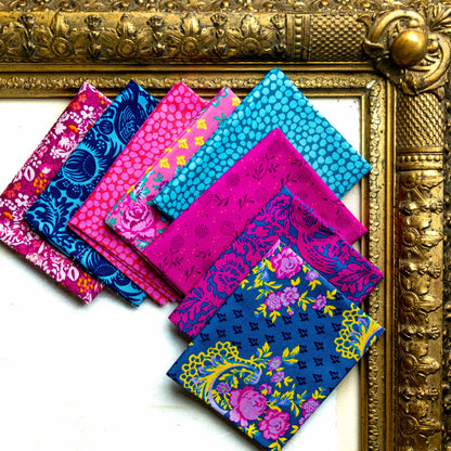 Queen Charlotte Fat Quarter Bundle